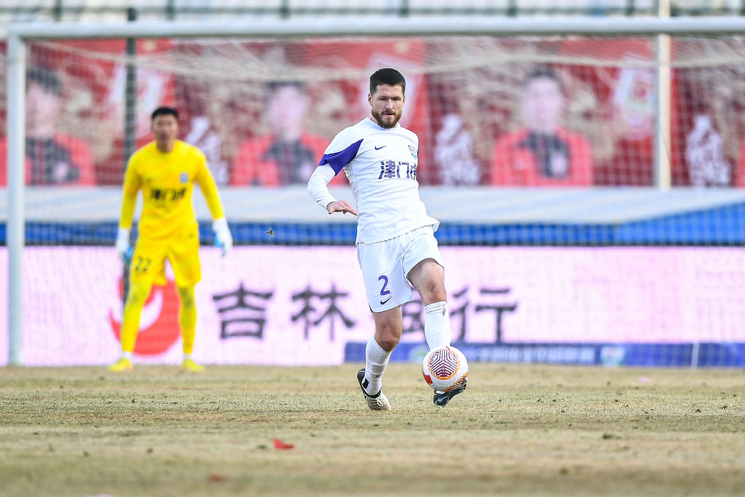  津門虎舊將亞冠對決格蘭特勝出，津媒：他離開津門虎因存?zhèn)‰[患
